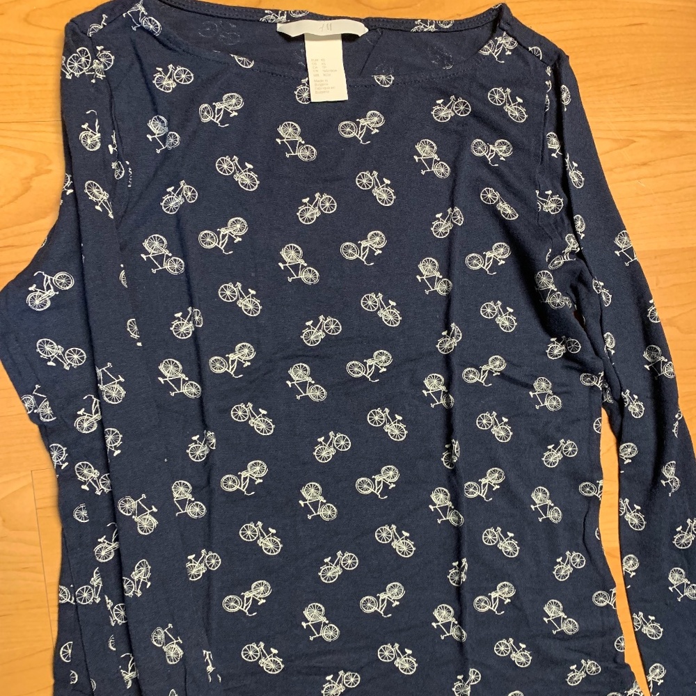 H&M Size XS Navy Bicycle Pattern Long Sleeve